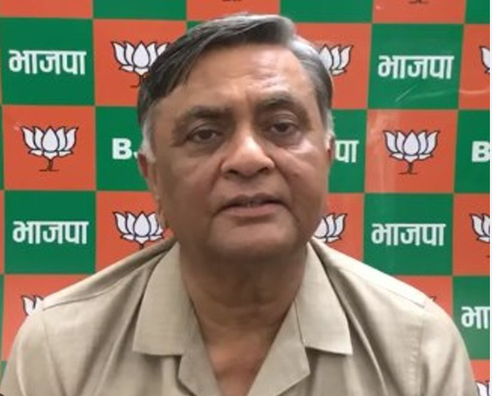 Big Breaking: BJP ਦੇ ਸਾਬਕਾ ਮੰਤਰੀ ਮਨੋਰੰਜਨ ਕਾਲੀਆ ਦੇ ਘਰ ਦੇ ਬਾਹਰ ਹਾਦਸਾ