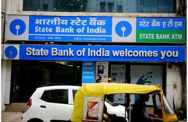ਸਵੇਰੇ ਤੜਕੇ ਇੱਕ SBI ਬੈਂਕ ਵਿੱਚ ਭਿਆਨਕ ਅੱਗ , ਮਚੀ ਭਗਦੜ