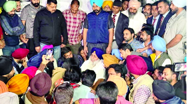 ਖੇਤਰੀ ਪਾਰਟੀਆਂ ਹੱਕਾਂ ਲਈ ਸਾਂਝੇ ਪਲੇਟਫਾਰਮ &lsquo;ਤੇ ਇਕੱਠੀਆਂ ਹੋਣ : ਸੁਖਬੀਰ ਬਾਦਲ