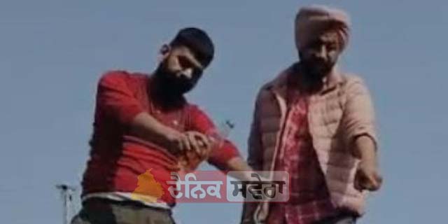 Breaking : ਬੱਸ ਮੁਲਾਜ਼ਮਾਂ ਦੀ ਜੱਦੋ ਜਹਿਦ ‘ਚ ਥਾਣੇਦਾਰ ਨੂੰ ਲੱਗੀ ਅੱਗ ! ਬਲਦੇ ਭਾਂਬੜ ‘ਚੋਂ ਮਸਾਂ ਬੱਚਿਆ SHO