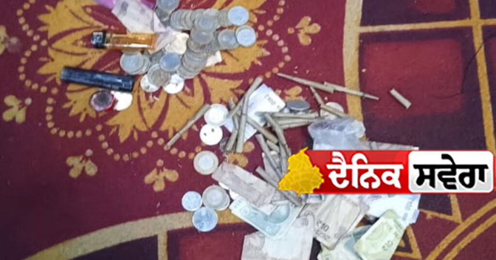 jalandhar-youth-caught-stealing-in-gurdwara