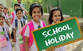 School Closed : ਚੰਡੀਗੜ੍ਹ ਦੇ ਪ੍ਰਾਈਵੇਟ ਤੇ ਸਰਕਾਰੀ ਸਕੂਲ ਅੱਜ ਰਹਿਣਗੇ ਬੰਦ, ਪ੍ਰਸ਼ਾਸਨ ਨੇ ਨੋਟੀਫਿਕੇਸ਼ਨ ਕੀਤਾ ਜਾਰੀ