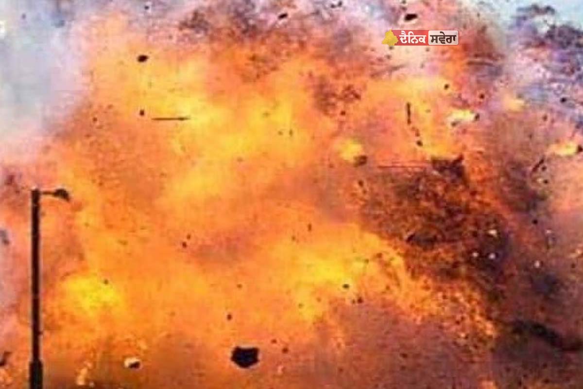 Pakistan Bomb Blast : ਪਾਕਿਸਤਾਨ ‘ਚ ਦੋ ਆਤਮਘਾਤੀ ਹਮਲੇ, 5 ਪੁਲਿਸ ਮੁਲਾਜ਼ਮਾਂ ਸਣੇ 11 ਲੋਕਾਂ ਦੀ ਹੋਈ ਮੌਤ