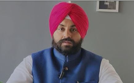 Big Breaking : ਸਿੱਖਿਆ ਮੰਤਰੀ ਹਰਜੋਤ ਬੈਂਸ ਨੇ BPEO ਨੂੰ ਕੀਤਾ ਮੁਅੱਤਲ ; ਅਧਿਆਪਕਾਂ ਨੂੰ ਜਾਰੀ ਕੀਤਾ ਇਹ ਨੋਟਿਸ …