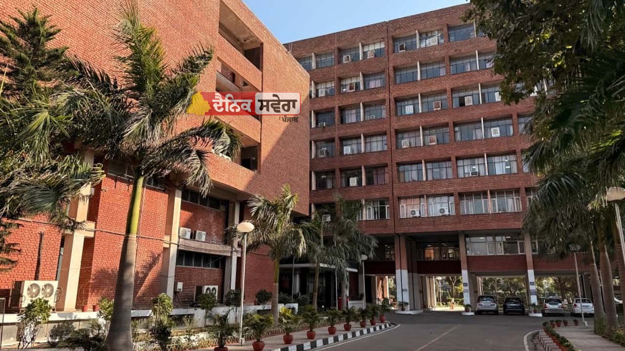 Breaking : ਪੰਜਾਬ ਦੇ ਵਿਦਿਆਰਥੀਆਂ ਲਈ ਖਾਸ ਖ਼ਬਰ ; PSEB ਨੇ ਪ੍ਰੀਖਿਆਵਾਂ ਨੂੰ ਲੈ ਕੇ ਕੀਤਾ ਵੱਡਾ ਐਲਾਨ