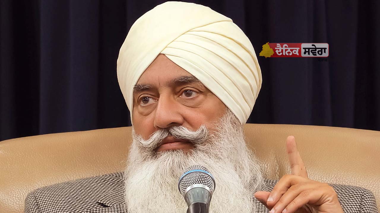 BREAKING : ਡੇਰਾ ਰਾਧਾ ਸੁਆਮੀ ਬਿਆਸ ਨੇ ਲਿਆ ਵੱਡਾ ਫੈਸਲਾ ; ਡੇਰਾ ਮੁਖੀ ਬਾਬਾ ਗੁਰਿੰਦਰ ਸਿੰਘ ਢਿੱਲੋਂ ਨਾਲ VIP ਫੋਟੋਆਂ &lsquo;ਤੇ ਪਾਬੰਦੀ