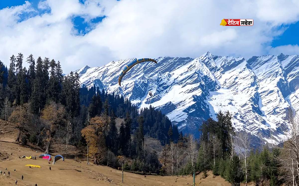 Himachal : ਤਾਪਮਾਨ ਵਧਣ ਕਾਰਨ ਟੁੱਟ ਰਹੇ ਬਰਫ਼ ਦੇ ਪਹਾੜ, ਪੁਲਿਸ ਲਾਊਡਸਪੀਕਰਾਂ ਰਾਹੀਂ ਜਾਰੀ ਕਰ ਰਹੀ Alert