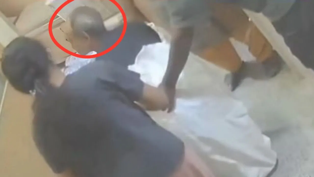 Bengaluru: Daughter reaches courier after stuffing elderly father in a sack