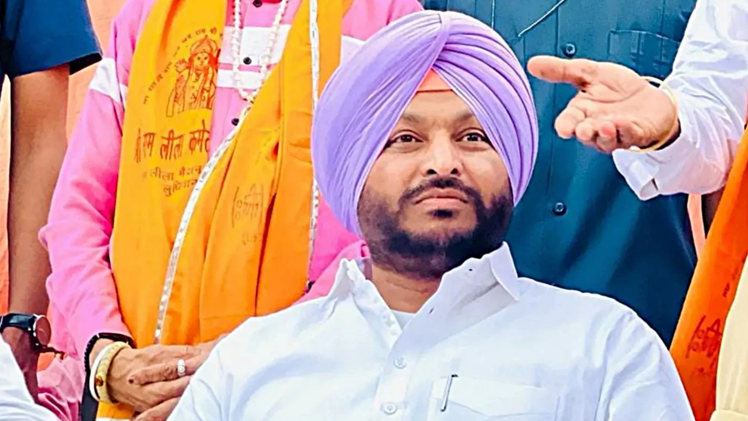 ਰਵਨੀਤ ਬਿੱਟੂ ਨੂੰ ਪੁਲਿਸ ਨੇ ਰੋਕਿਆ: SSP ਸੰਗਰੂਰ ਨਾਲ ਤਿੱਖੀ ਤਕਰਾਰ ਨੇ ਵਧਾਇਆ ਸਿਆਸੀ ਪਾਰਾ