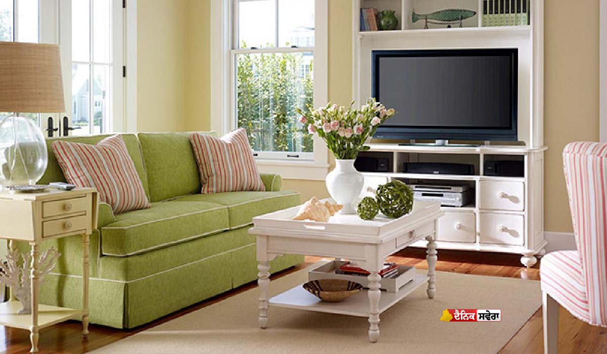 Furniture Vastu : ਡਰਾਇੰਗ ਰੂਮ &lsquo;ਚ ਨਿੱਕੀ ਜਿਹੀ ਗਲਤੀ ਰੋਕ ਸਕਦੀ ਤਰੱਕੀ ; ਖੁਸ਼ਹਾਲੀ ਲਈ ਇਸ ਤਰ੍ਹਾਂ ਰੱਖੋ ਫਰਨੀਚਰ