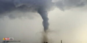 big-breaking-tornado-like-weather-phenomenon-spotted-in-tamil-nadu