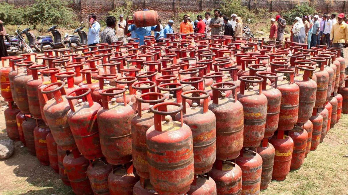 30 ਜੂਨ ਤੋਂ ਬਾਅਦ LPG ਕਨੈਕਸ਼ਨ ਬੰਦ ਹੋਣ ਦੀਆਂ ਖ਼ਬਰਾਂ ਕਿੰਨੀਆਂ ਸੱਚੀਆਂ?
