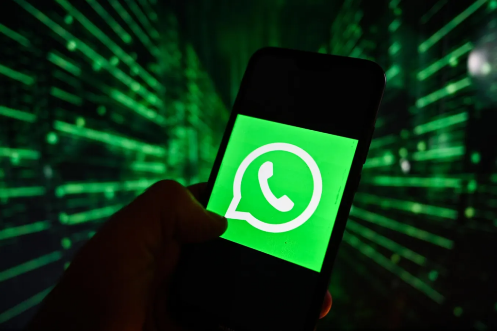 WhatsApp Web users beware! Your laptop and phone can be hacked with a mistake