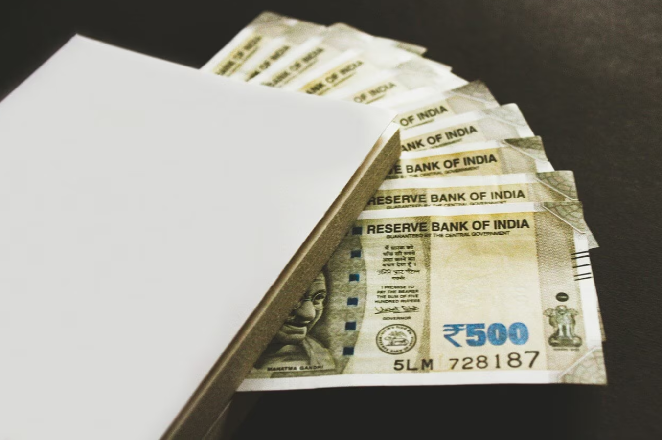 ₹50,000 ਦੀ ਤਨਖਾਹ ਵਿੱਚ ਵੀ ਹਰ ਮਹੀਨੇ ₹10,000 ਬਚਾਓ! ਜਾਣੋ 50/30/20 ਬਜਟ ਦਾ ਆਸਾਨ ਫਾਰਮੂਲਾ