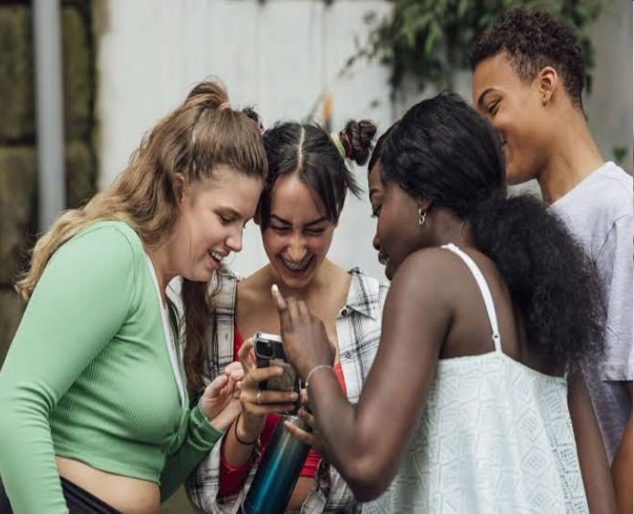 &lsquo;Bussin&rsquo; ਦਾ ਕੀ ਮਤਲਬ ਹੈ? ਜਾਣੋ Gen Z ਅਤੇ Generation Alpha ਦਾ ਇਹ ਟ੍ਰੈਂਡਿੰਗ ਸਲੈਂਗ ਸ਼ਬਦ ਕਦੋਂ ਅਤੇ ਕਿਵੇਂ ਵਰਤਿਆ ਜਾਂਦਾ ਹੈ