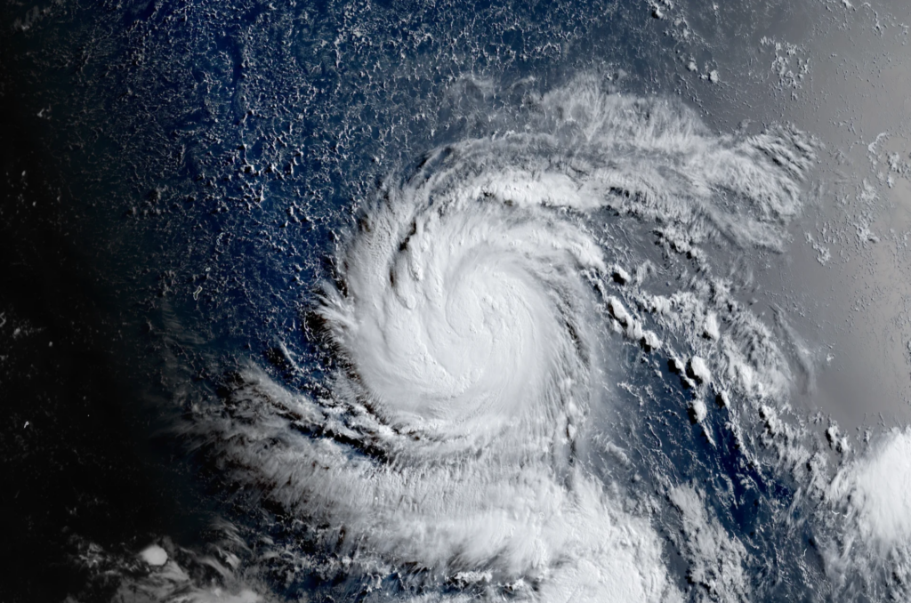 Super Typhoon 'Bavi' threatens Pacific Ocean: Winds of more than 300 km/h, many countries on high alert