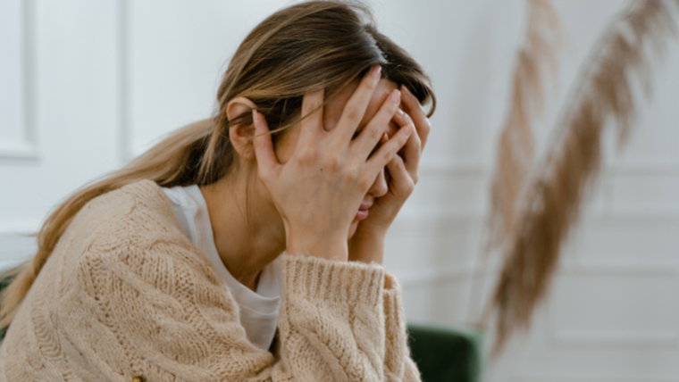 Work Stress: ਕੰਮ ਦੇ ਤਣਾਅ ਨੂੰ ਨਾ ਸਮਝੋ ਮਾਮੂਲੀ, ਕਦੋਂ ਇਹ ਬਣ ਜਾਂਦਾ ਹੈ ਮਾਨਸਿਕ ਬਿਮਾਰੀ? ਡਾਕਟਰ ਨੇ ਦੱਸਿਆ