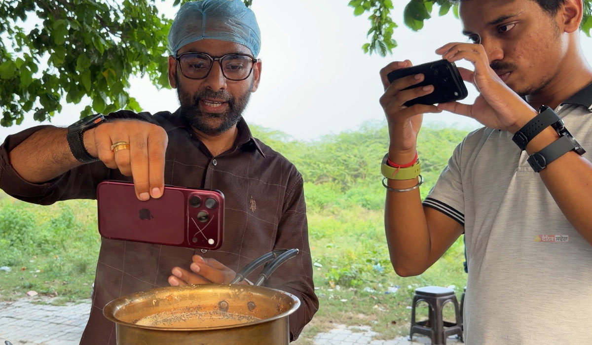 AJAB GAJAB : Oh My God ! ਉਬਲਦੀ ਚਾਹ &lsquo;ਚ ਸੁੱਟਿਆ iPhone 18 Pro Max ; ਵੀਡੀਓ ਨੂੰ ਦੇਖ ਕੇ ਤੁਹਾਡੇ ਵੀ ਉੱਡ ਜਾਣਗੇ ਹੋਸ਼