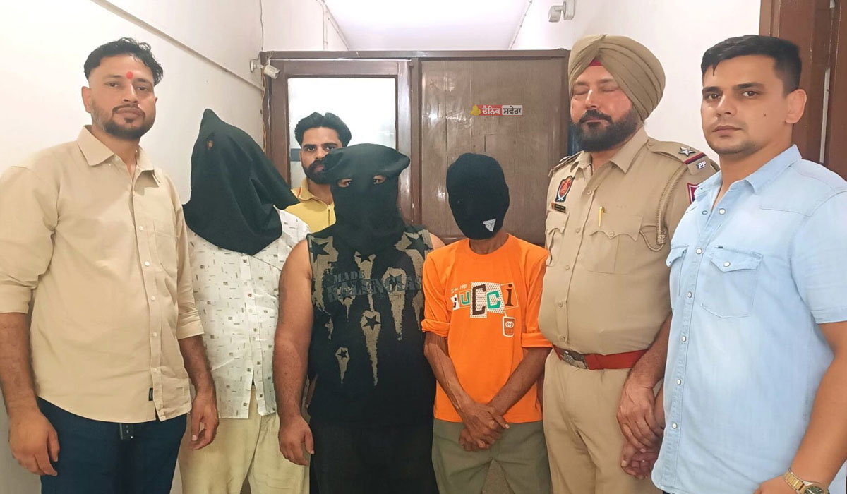 JALANDHAR : ਅੰਤਰਰਾਸ਼ਟਰੀ ਡਰੱਗ ਰੈਕੇਟ ਦਾ ਪਰਦਾਫਾਸ਼ ; 3 ਦੋਸ਼ੀ ਗ੍ਰਿਫਤਾਰ, 34.5 ਕਿਲੋਗ੍ਰਾਮ ਚਰਸ ਜ਼ਬਤ