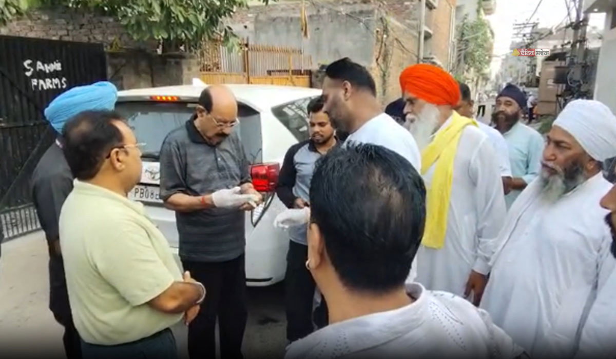 JALANDHAR : ‘ਸਵੱਛ ਪੰਜਾਬ, ਮਾਣਮੱਤਾ ਪੰਜਾਬ’ ਤਹਿਤ ਬਸਤੀ ਬਾਬਾ ਖੇਲ ਦੇ ਗੌਤਮ ਨਗਰ ਵਿੱਚ ਸਫਾਈ ਮੁਹਿੰਮ ਸ਼ੁਰੂ
