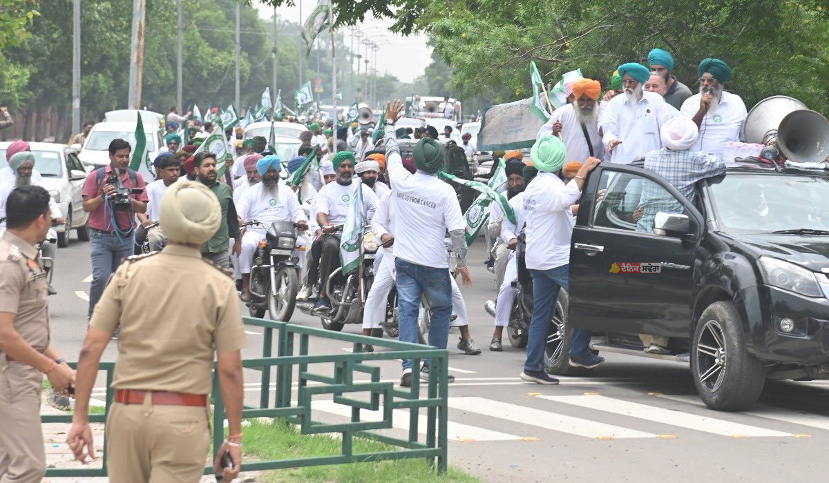 PUNJAB : ਅੱਜ ਮੋਹਾਲੀ ਰਾਹੀਂ ਚੰਡੀਗੜ੍ਹ ਵੱਲ ਮਾਰਚ ਕਰਨਗੇ ਪੰਜਾਬ ਦੇ ਕਿਸਾਨ ; ਜਾਣੋ ਕਿਹੜੇ ਰੂਟਾਂ &lsquo;ਤੇ ਆਵਾਜਾਈ &lsquo;ਚ ਪਵੇਗਾ ਵਿਘਨ