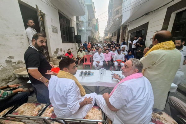 ਬਿਜਲੀ ਕੱਟਾਂ ਨਾਲ ਸੂਬੇ ਨੂੰ ਹਨੇਰੇ ਵੱਲ ਧੱਕਣ ਵਾਲੀ &lsquo;ਆਪ&rsquo; ਸਰਕਾਰ ਨੂੰ ਹੁਣ ਲੋਕ ਸਹਿਣ ਨਹੀ ਕਰਨਗੇ: ਡਿੰਪਾ
