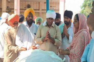 Balvir Boparai: ਪੰਜਾਬੀ ਗਾਇਕ ਅਤੇ ਲੇਖਕ ਬਲਵੀਰ ਬੋਪਾਰਾਏ ਦੀ ਮਾਤਾ ਦਾ ਦੇਹਾਂਤ, ਪ੍ਰਕਾਸ਼ ਗਾਧੂ ਬੋਲੇ- ਮਾਂ ਦਾ ਦਰਜਾ ਸਭ ਤੋਂ ਉੱਚਾ