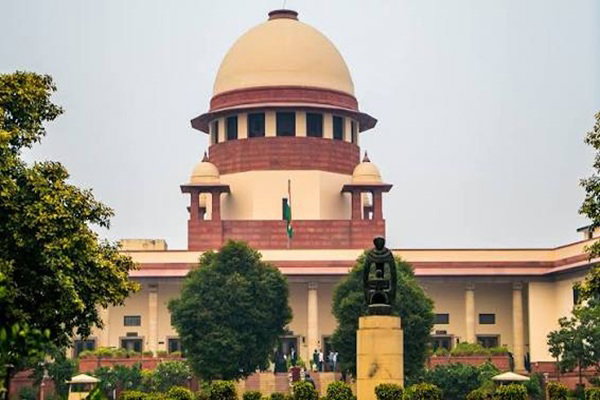 Supreme Court Hearing: ਕੀ ਪਟਾਕਿਆਂ ਦੀ ਵਿਕਰੀ ਨੂੰ ਮਿਲੇਗੀ ਮਨਜ਼ੂਰੀ? ਗ੍ਰੀਨ ਪਟਾਕਿਆਂ, ਪਰਾਲੀ ਸਾੜਨ ਅਤੇ ਪ੍ਰਦੂਸ਼ਣ ਦੇ ਮੁੱਦੇ &rsquo;ਤੇ ਸੁਪਰੀਮ ਕੋਰਟ &rsquo;ਚ ਅੱਜ ਸੁਣਵਾਈ