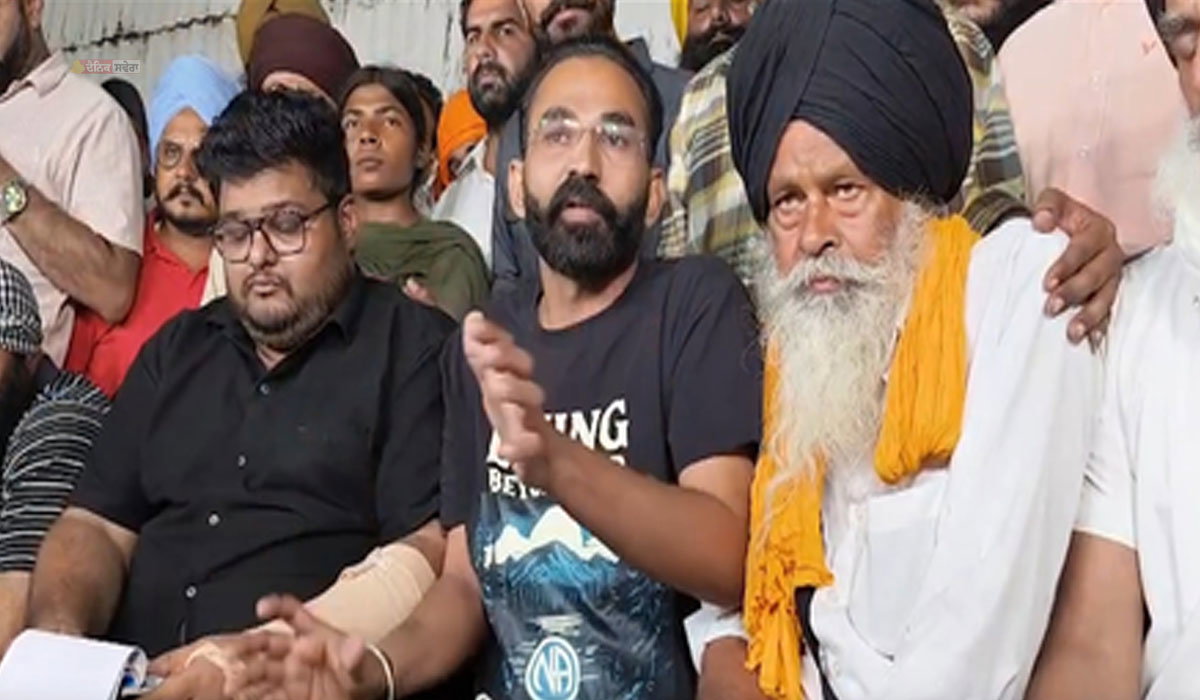 PUNJAB : ਪਰਵਿੰਦਰ ਝੋਟਾ ਦੇ ਅੰਤਿਮ-ਸੰਸਕਾਰ ‘ਚ ਦੇਰੀ ; ਪਰਿਵਾਰ ਤੇ ਪ੍ਰਸ਼ਾਸਨ ‘ਚ ਨਹੀਂ ਬਣੀ ਸਹਿਮਤੀ ; ਪ੍ਰਦਰਸ਼ਨ ਜਾਰੀ